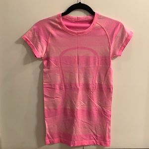 Lululemon Swiftly Tech Short Sleeve, size 4